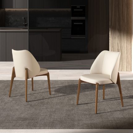 Chaise en similicuir crème – Angel Cerdá