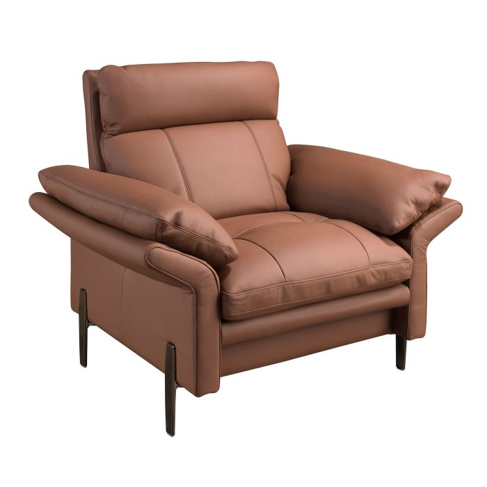 Fauteuil en cuir marron – Angel Cerdá