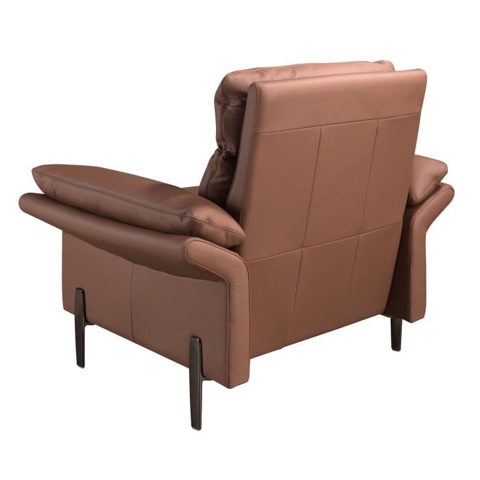 Fauteuil en cuir marron – Angel Cerdá
