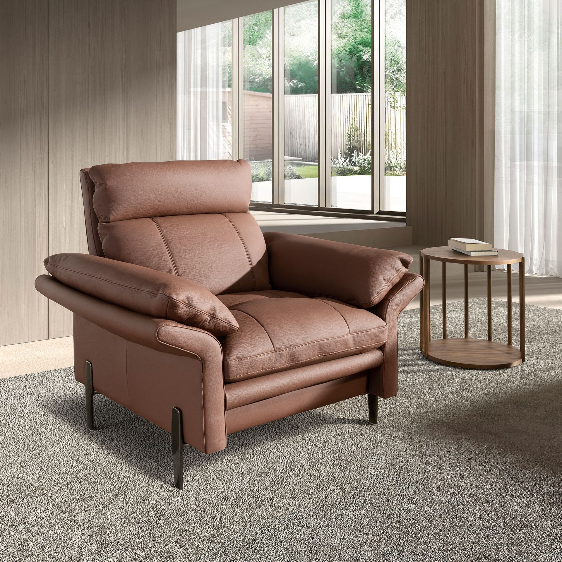 Fauteuil en cuir marron – Angel Cerdá