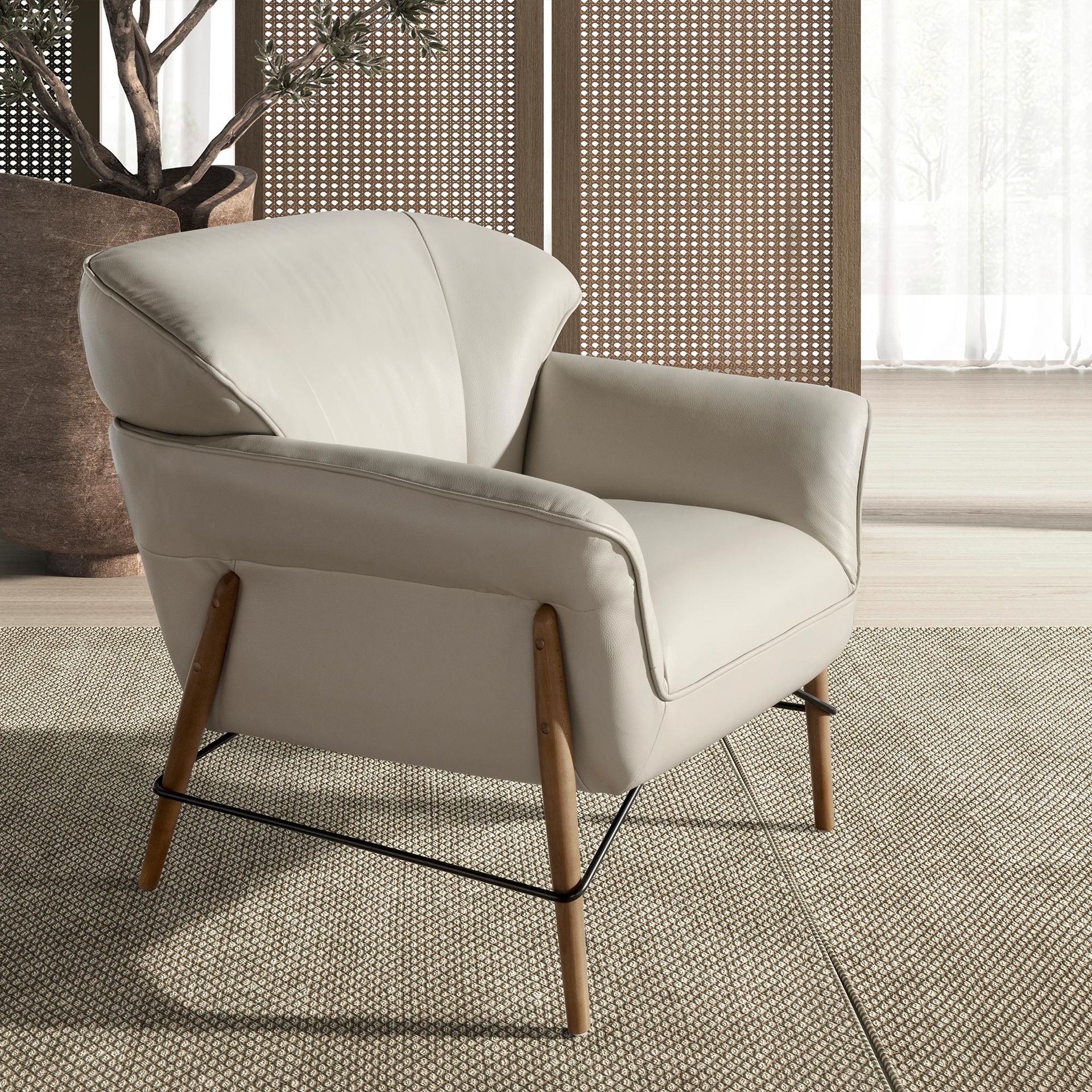 Fauteuil en cuir sable – Angel Cerdá
