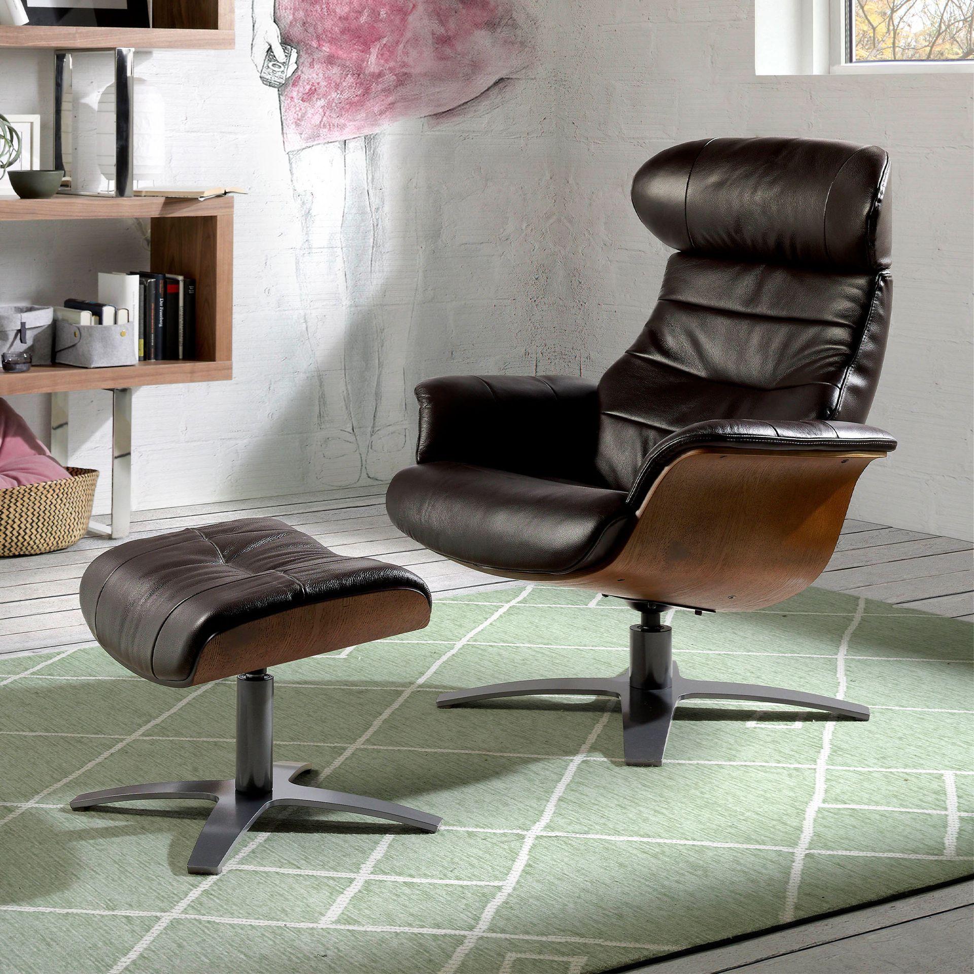 Fauteuil pivotant en cuir brun chocolat – Angel Cerdá