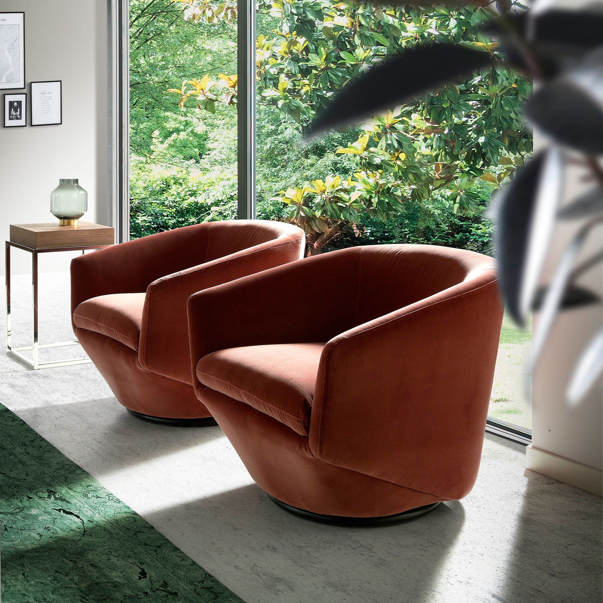 Fauteuil pivotant en velours pêche – Angel Cerdá
