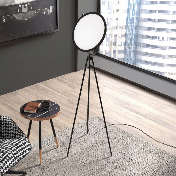 Lampadaire en acier noir – réf. 8102 – Angel Cerdá