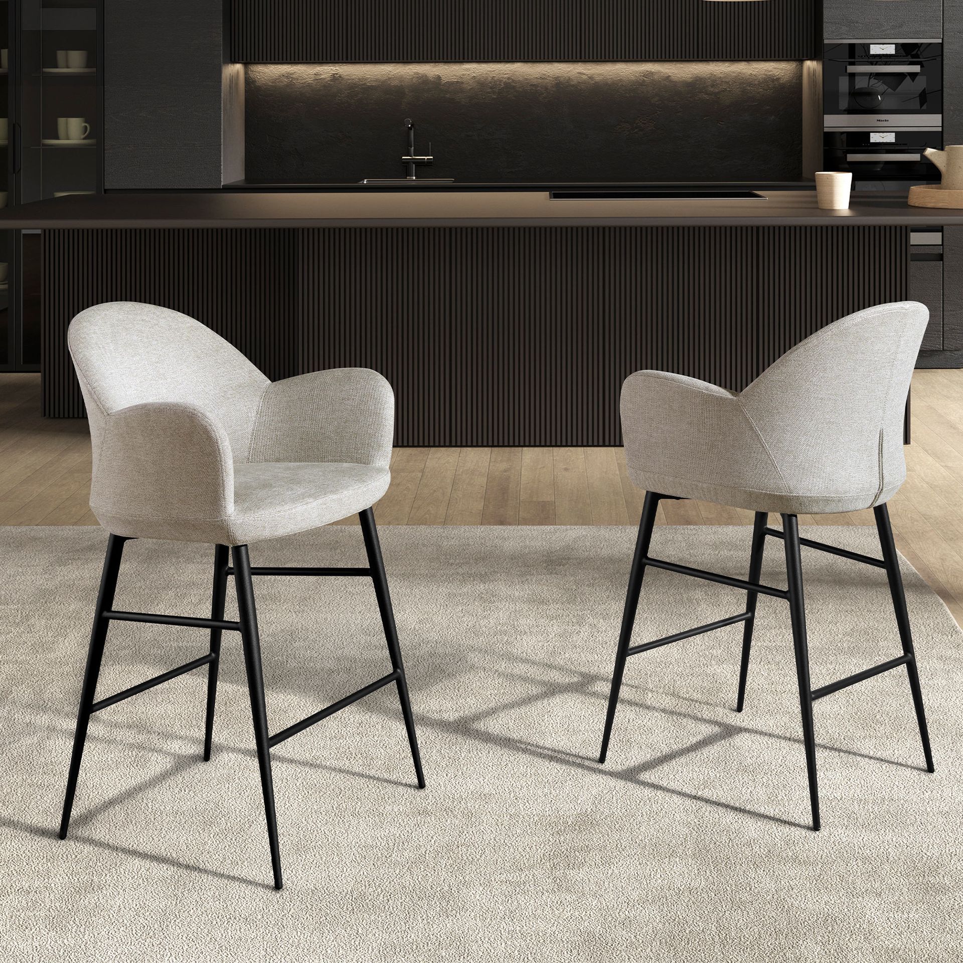 Tabouret en tissu gris clair – Angel Cerdá
